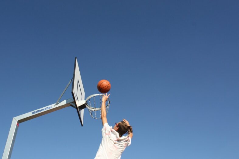 Die Regeln für Basketball-Fouls