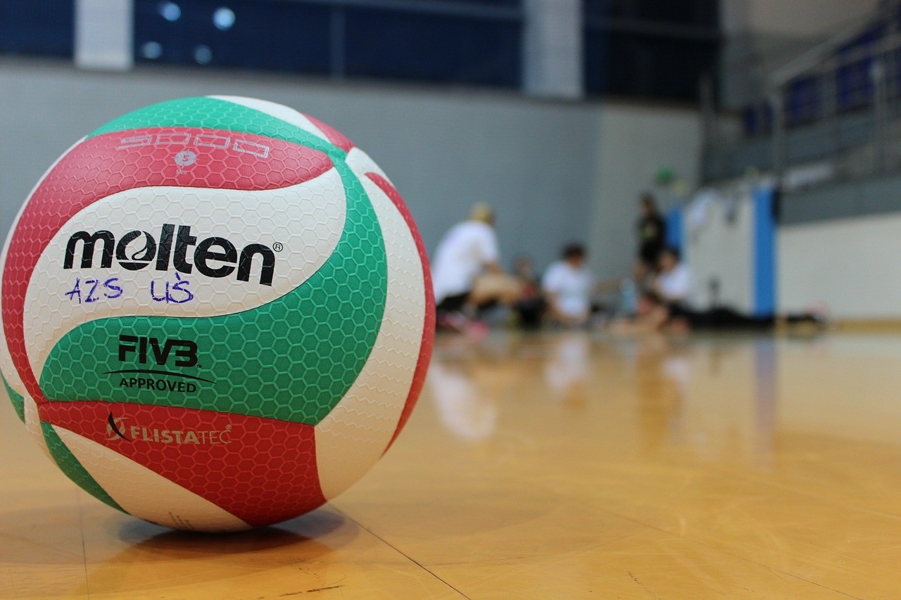 Der Ball beim Volleyball