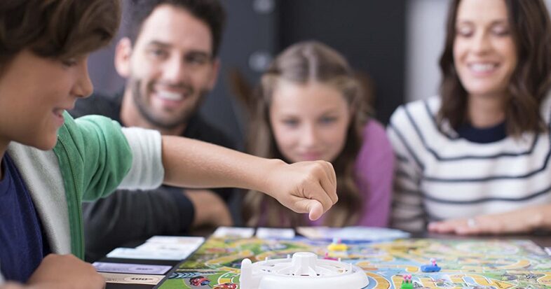 Versicherungen - Aktien - Anleihen beim Spiel des Lebens